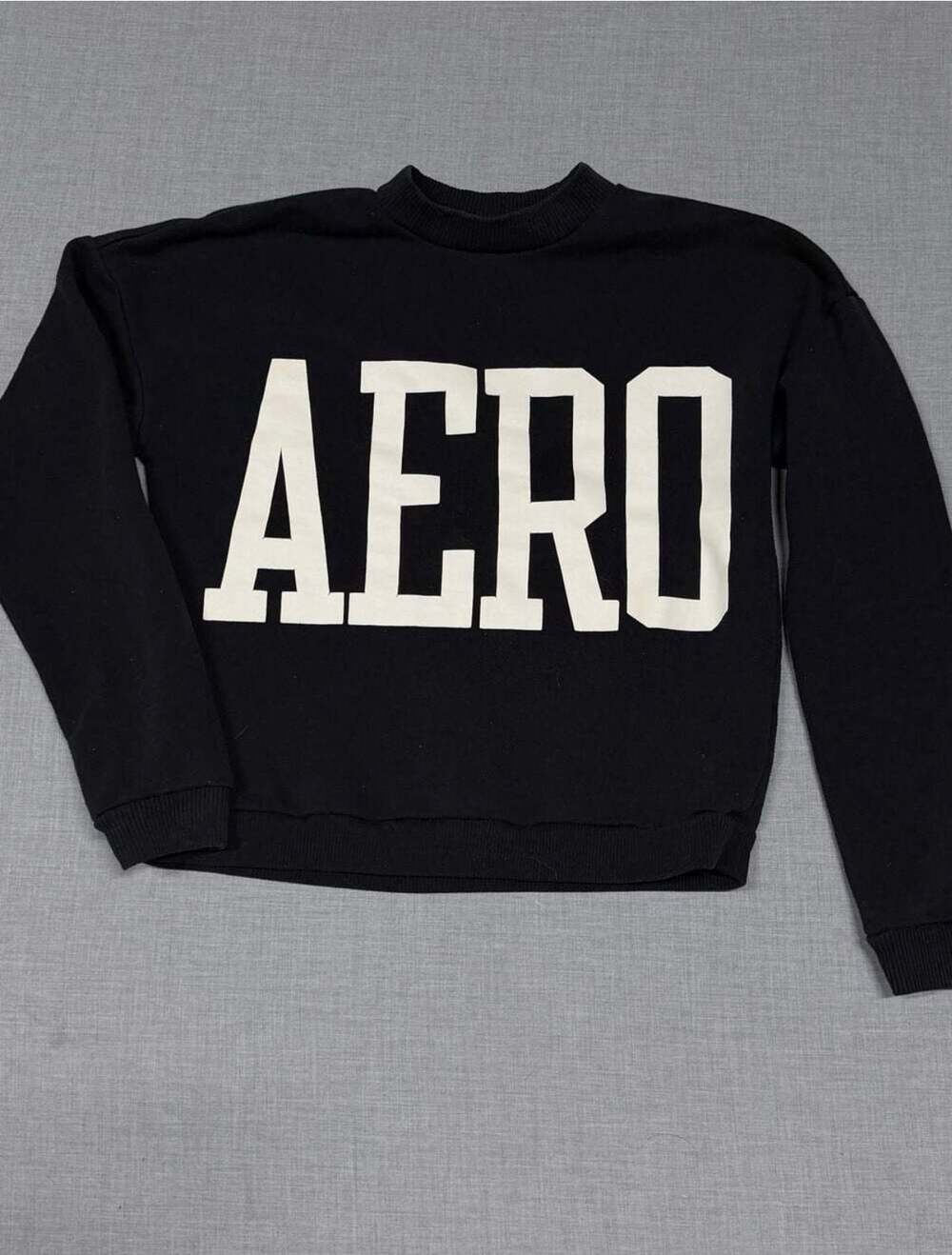 Aeropostale  Cropped Crew Neck Sweatshirt Size M